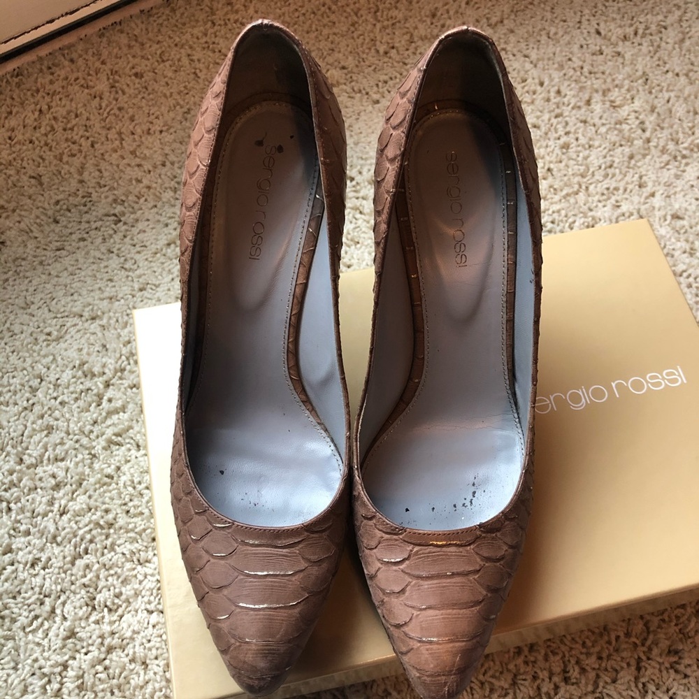 Sergio Rossi Python Print Pumps. - image 5